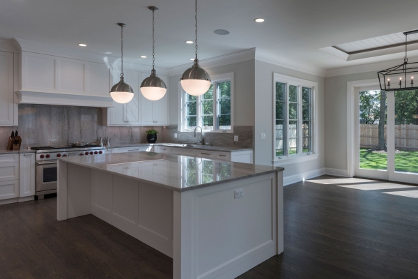 Classic Custom Kitchen Breakfast Area - Modern Custom Cabinets by ErnestRust USA