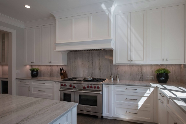 Custom Classic Kitchen Stove Backsplash - Modern Custom Cabinets by ErnestRust USA