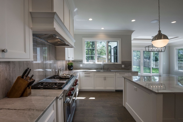Custom Classic Kitchen Window - Modern Custom Cabinets by ErnestRust USA