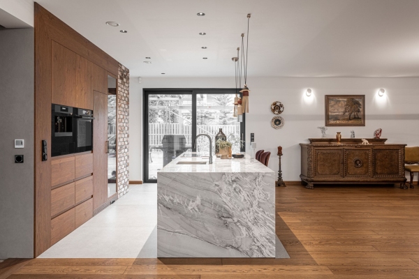 Custom Island - Modern Custom Cabinets by ErnestRust USA