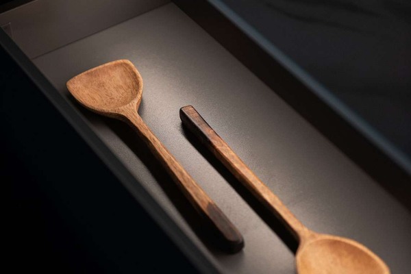 Modern Custom Kitchen Drawers 11