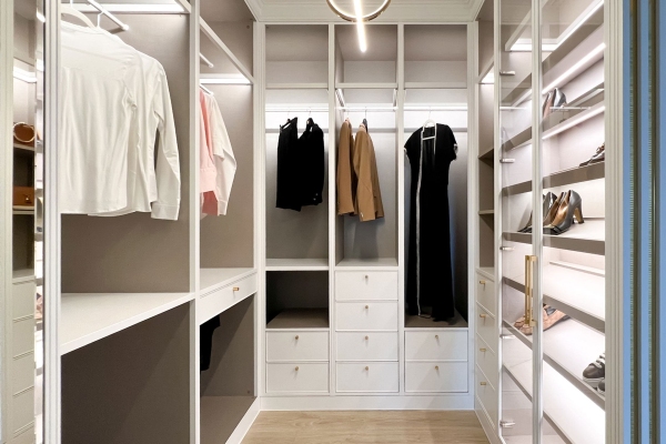 Walk-in-Closet,  White and Gold Walk-In Closet Modern Cabinets